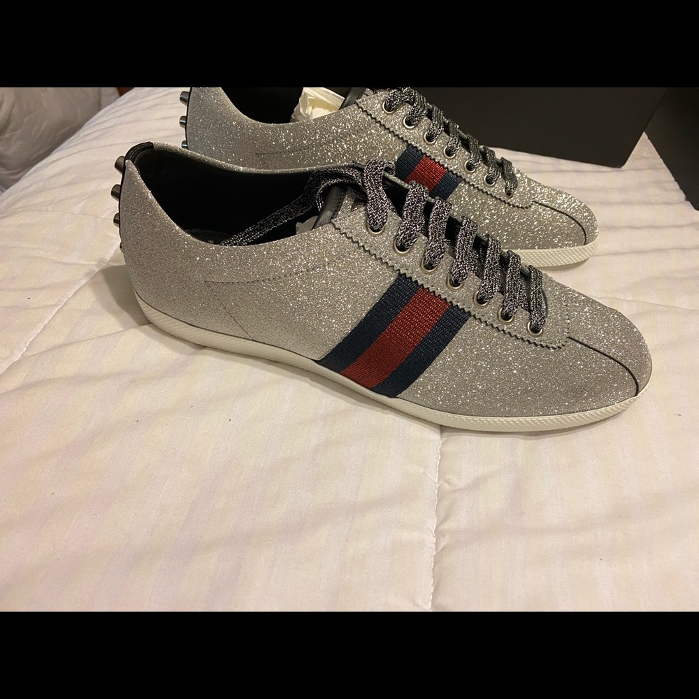 Meet your Posher, Bella